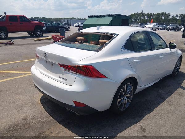 2018 LEXUS IS 300