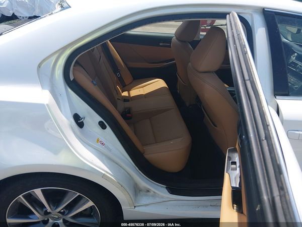 2018 LEXUS IS 300