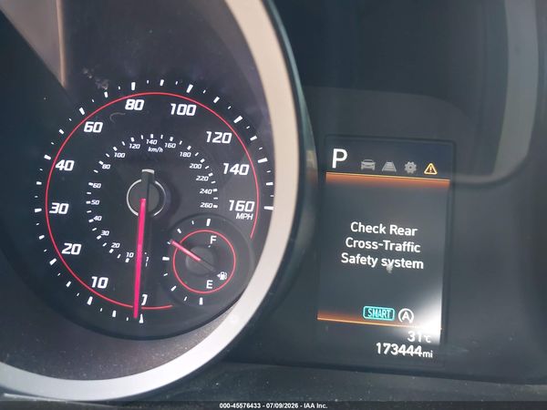 2022 HYUNDAI ELANTRA SE