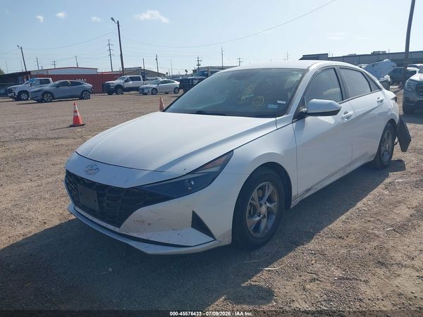 2022 HYUNDAI ELANTRA SE