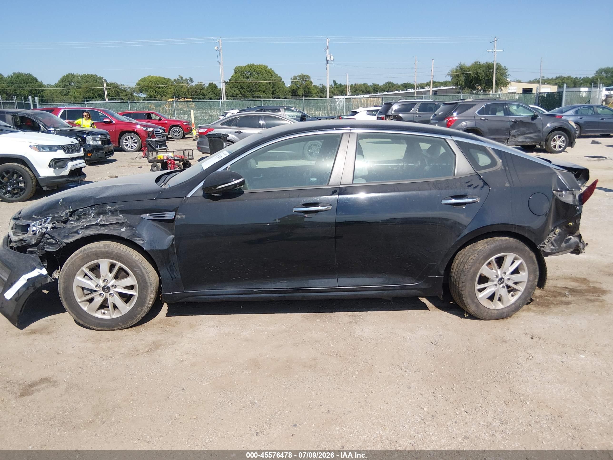 2017 KIA OPTIMA LX