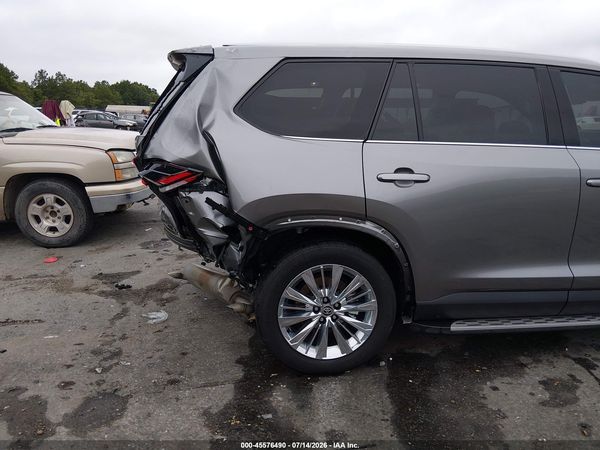 2025 TOYOTA GRAND HIGHLANDER PLATINUM