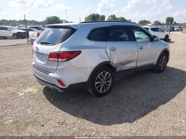 2017 HYUNDAI SANTA FE SE