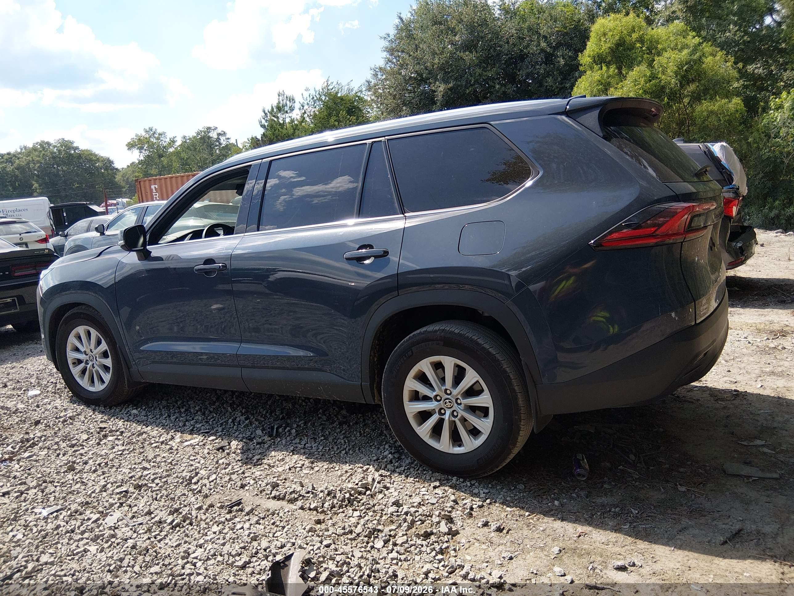 2025 TOYOTA GRAND HIGHLANDER XLE