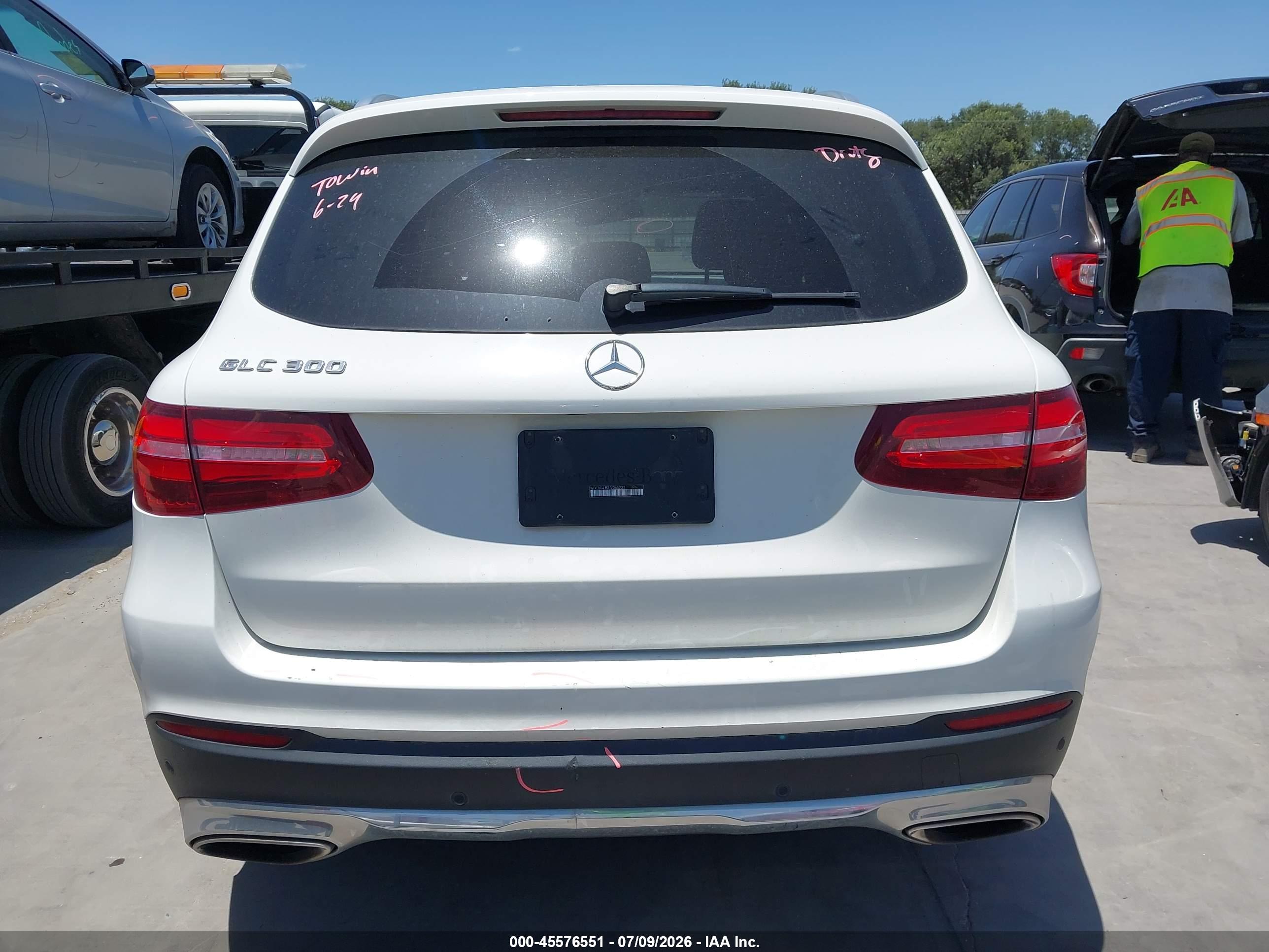 2018 MERCEDES-BENZ GLC 300 GLC300