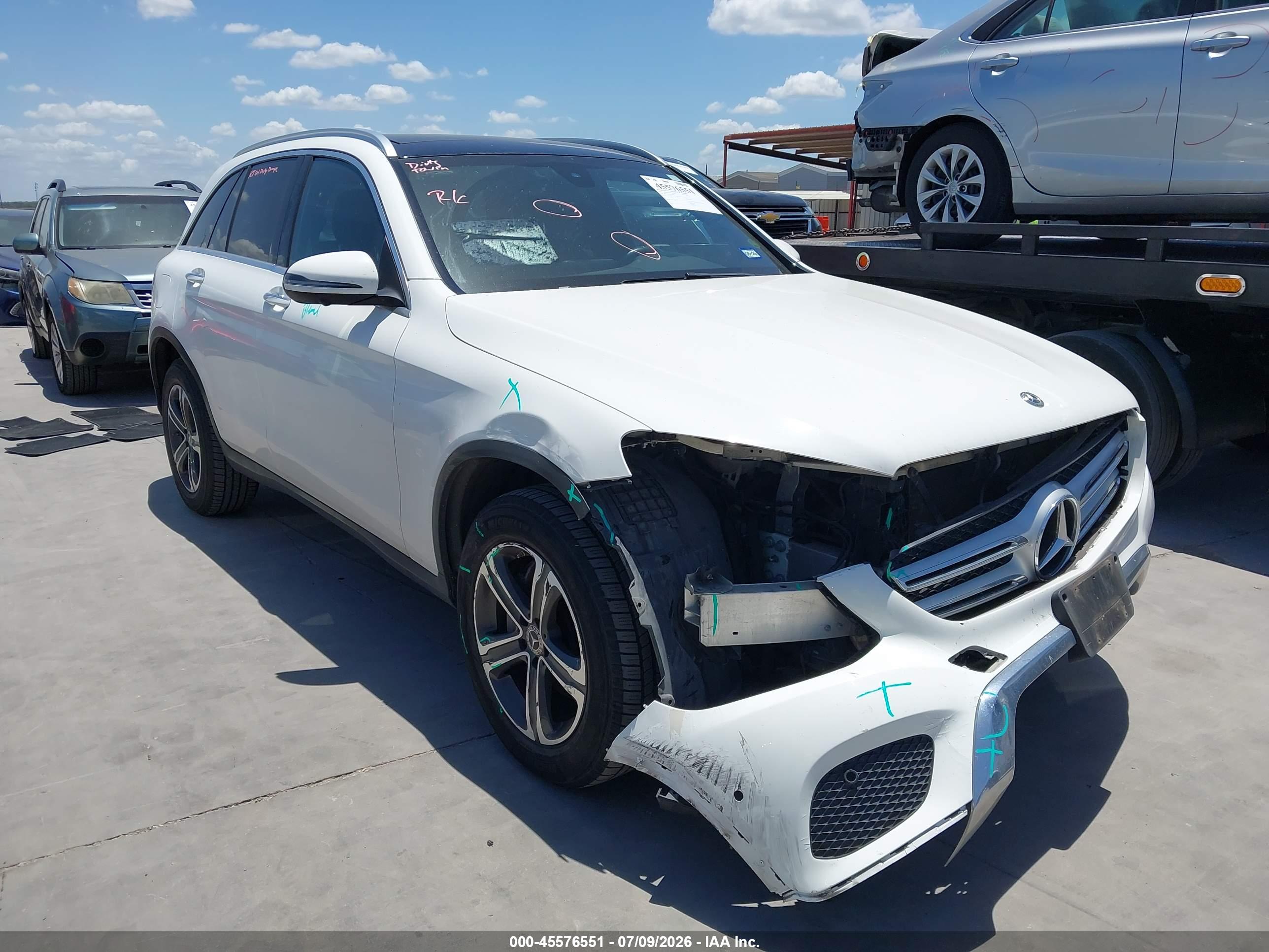 2018 MERCEDES-BENZ GLC 300 GLC300