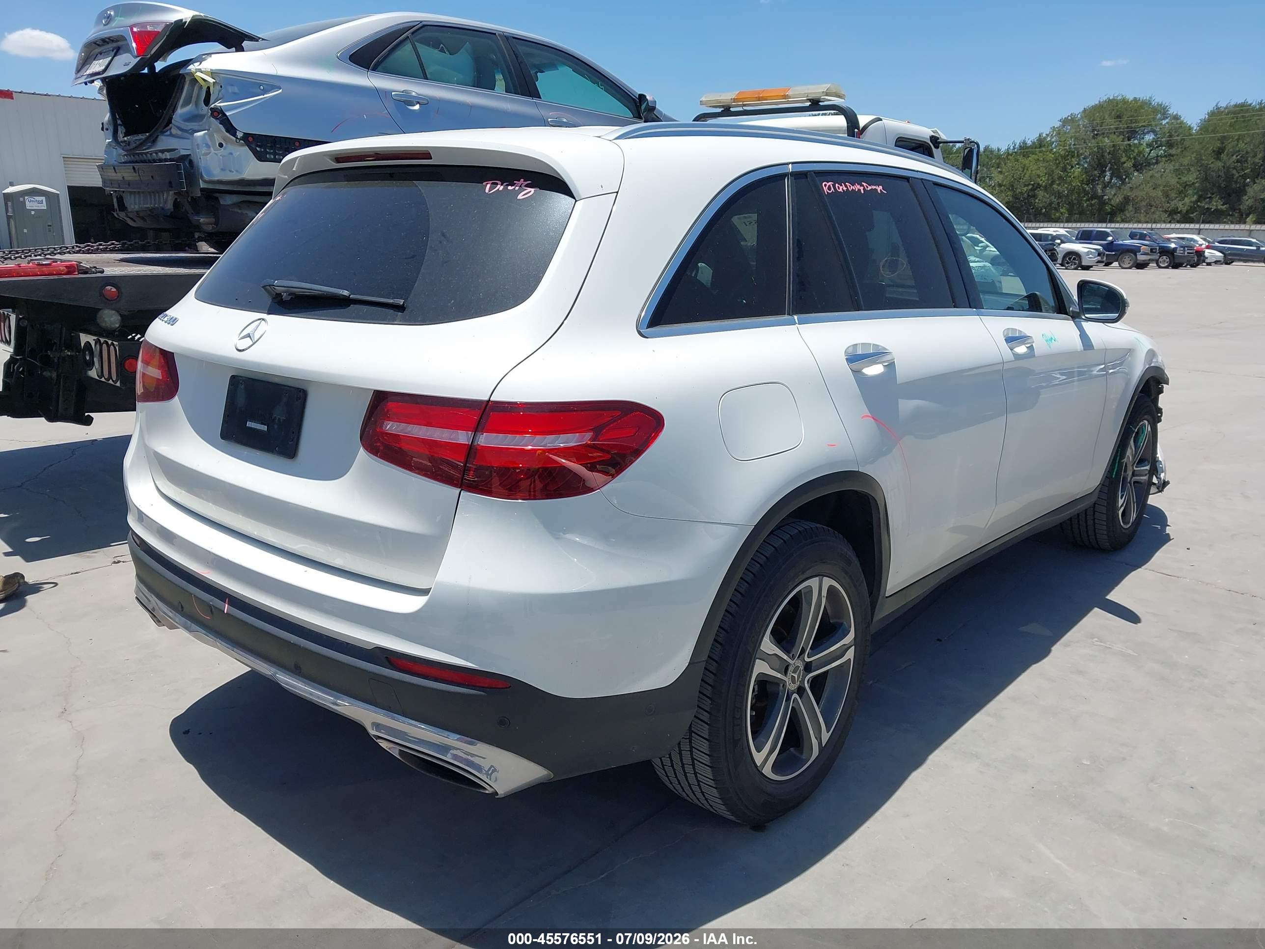 2018 MERCEDES-BENZ GLC 300 GLC300