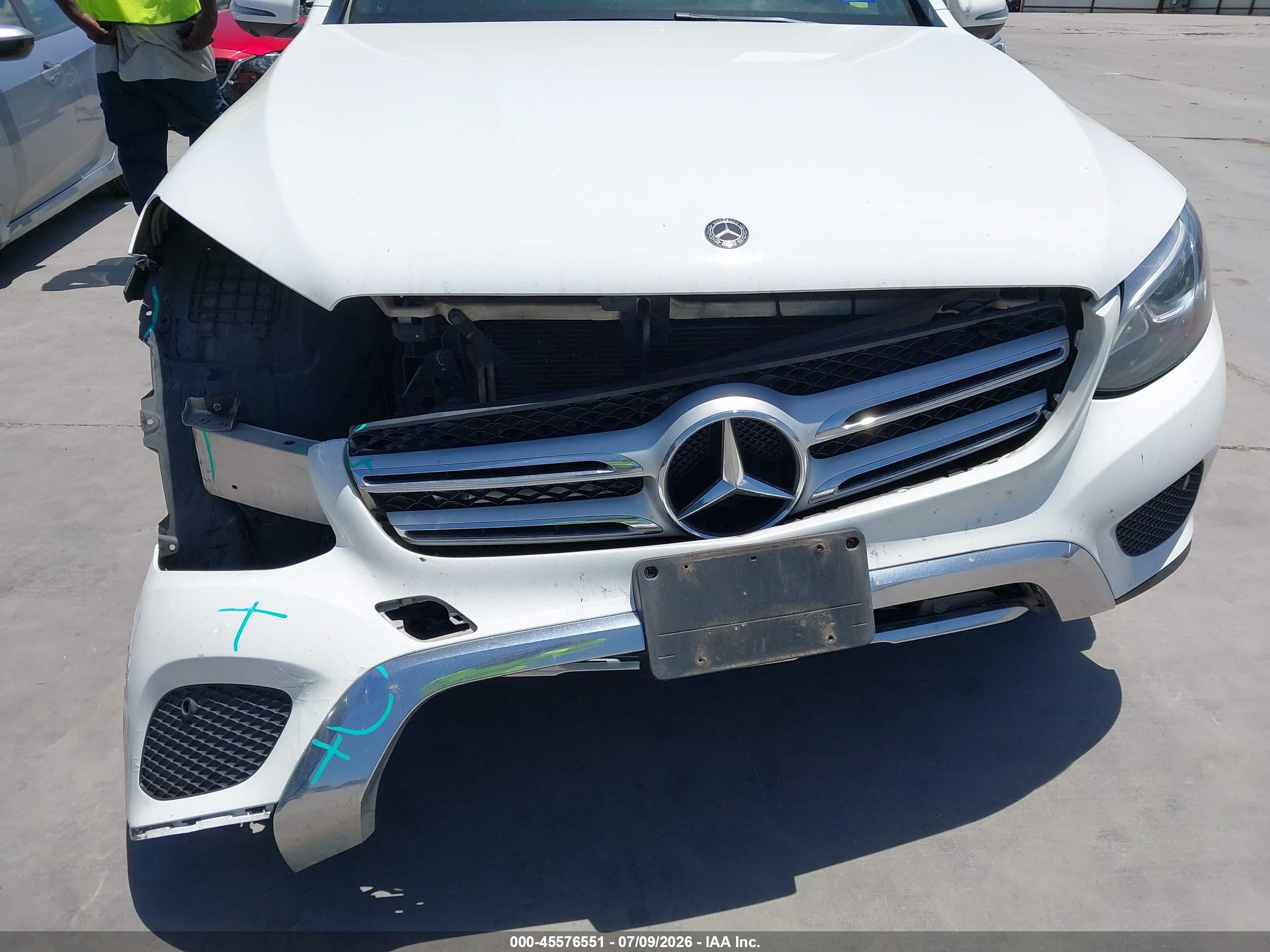 2018 MERCEDES-BENZ GLC 300 GLC300