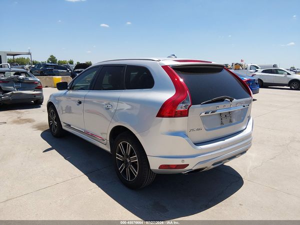 2017 VOLVO XC60 T5 DYNAMIC