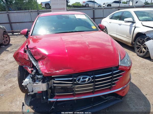 2022 HYUNDAI SONATA SE