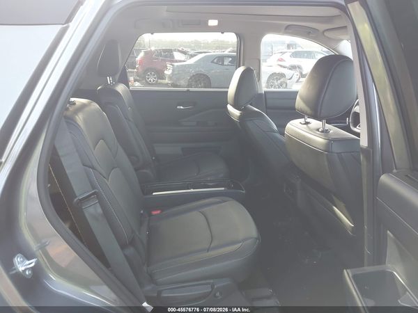 2025 NISSAN PATHFINDER SL FWD