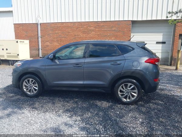 2018 HYUNDAI TUCSON SE