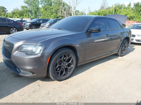 2022 CHRYSLER 300 — I2