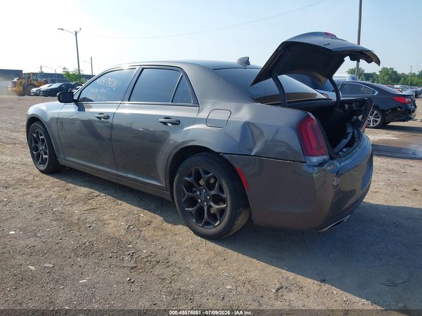2022 CHRYSLER 300 TOURING AWD — I3