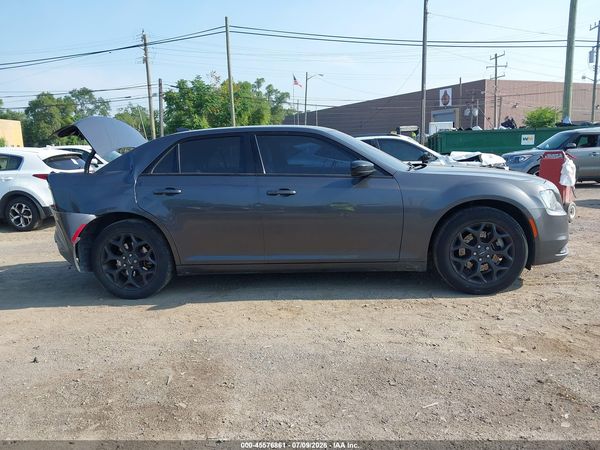 2022 CHRYSLER 300 TOURING AWD — I116