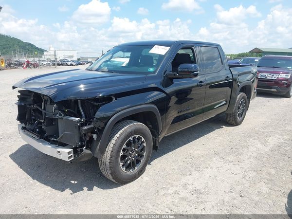 2025 TOYOTA TUNDRA SR5