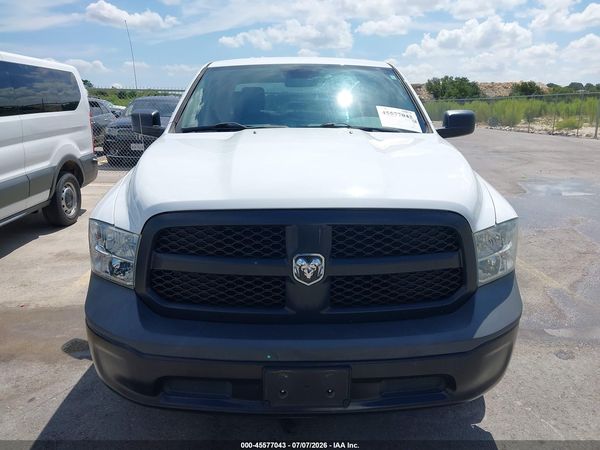 2018 RAM 1500 TRADESMAN  4X2 5'7 BOX