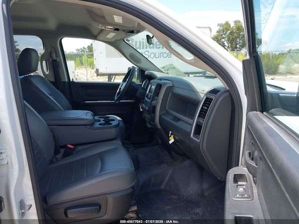 2018 RAM 1500 TRADESMAN  4X2 5'7 BOX