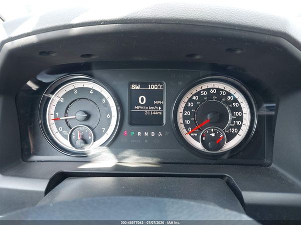 2018 RAM 1500 TRADESMAN  4X2 5'7 BOX