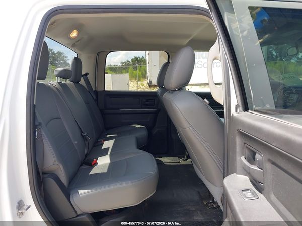 2018 RAM 1500 TRADESMAN  4X2 5'7 BOX