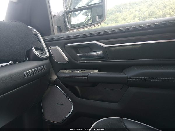 2025 RAM 1500 LARAMIE  4X4 5'7 BOX
