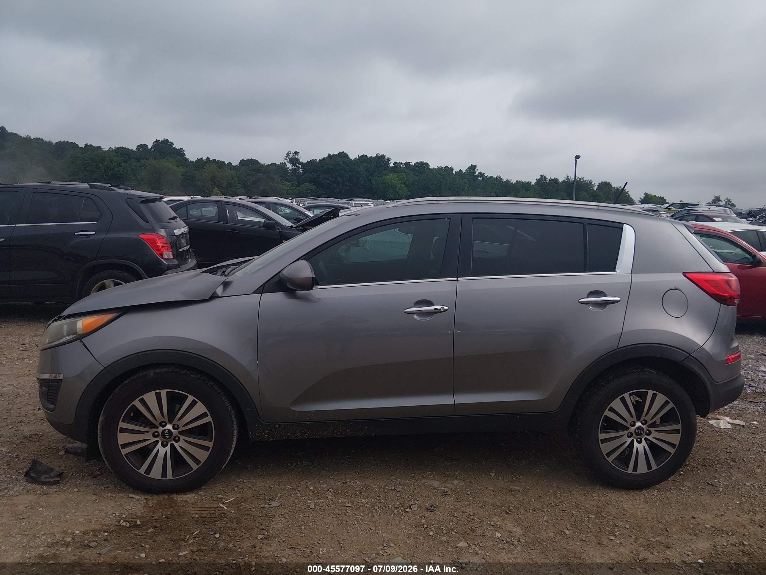 2016 KIA SPORTAGE EX