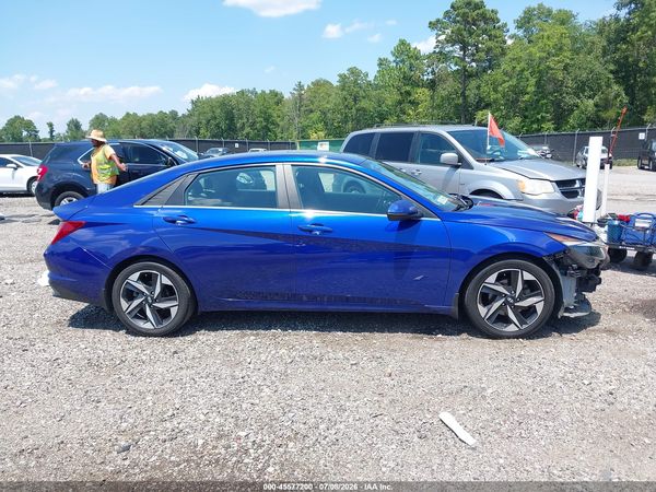 2022 HYUNDAI ELANTRA SEL