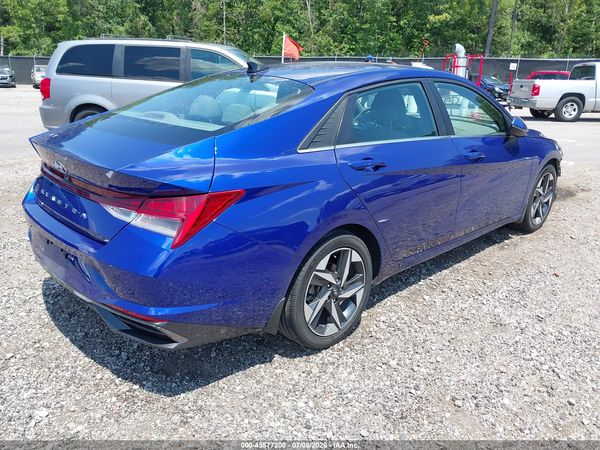 2022 HYUNDAI ELANTRA SEL