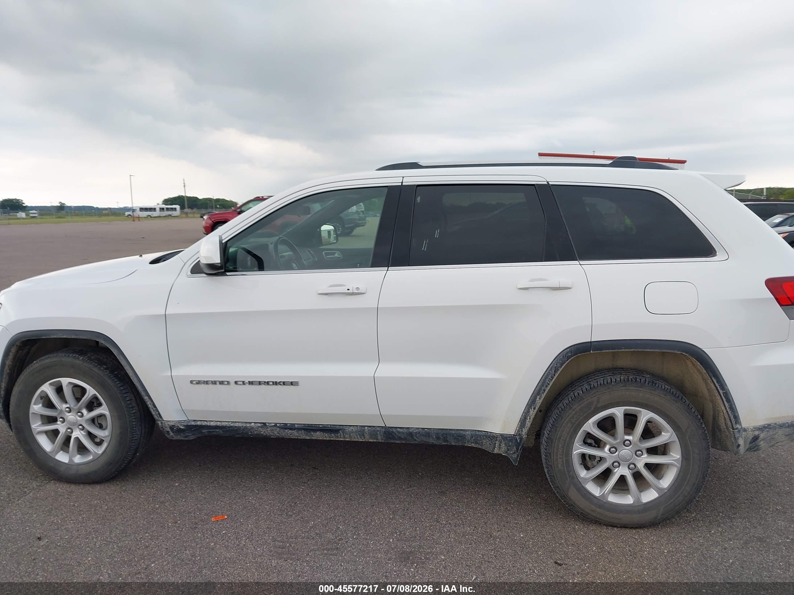 2021 JEEP GRAND CHEROKEE LAREDO E 4X4