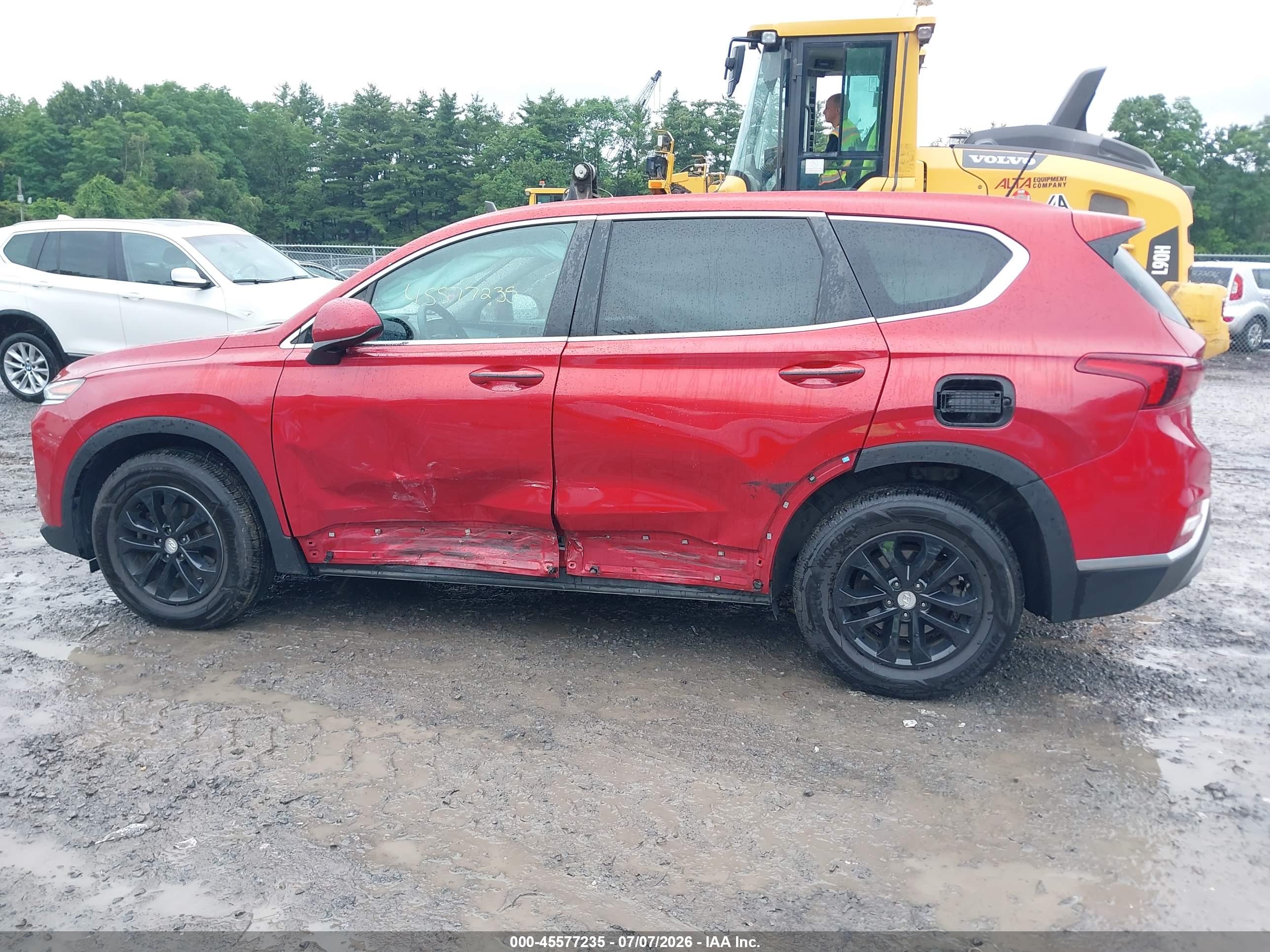 2019 HYUNDAI SANTA FE SE