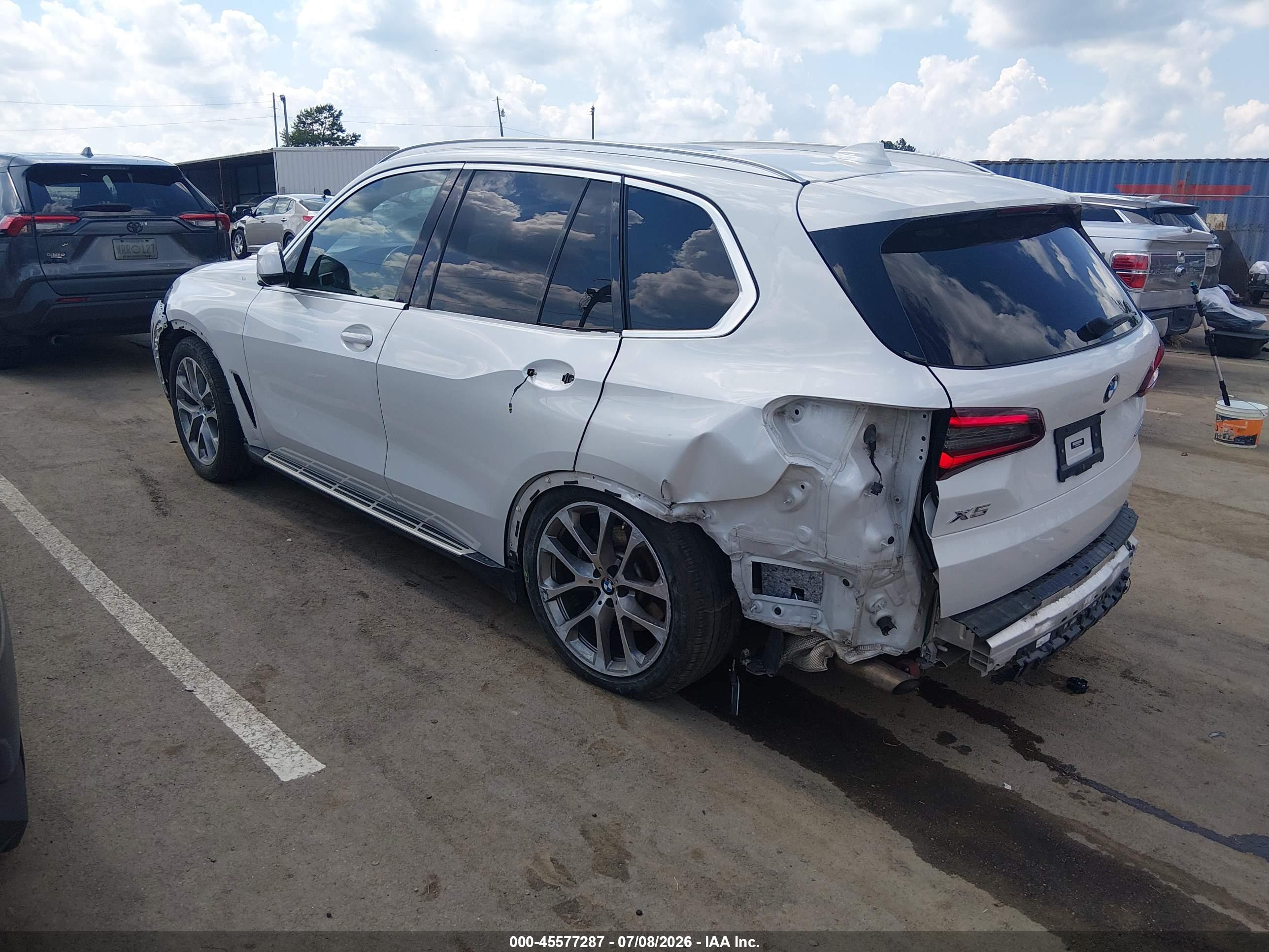 2023 BMW X5 SDRIVE40I