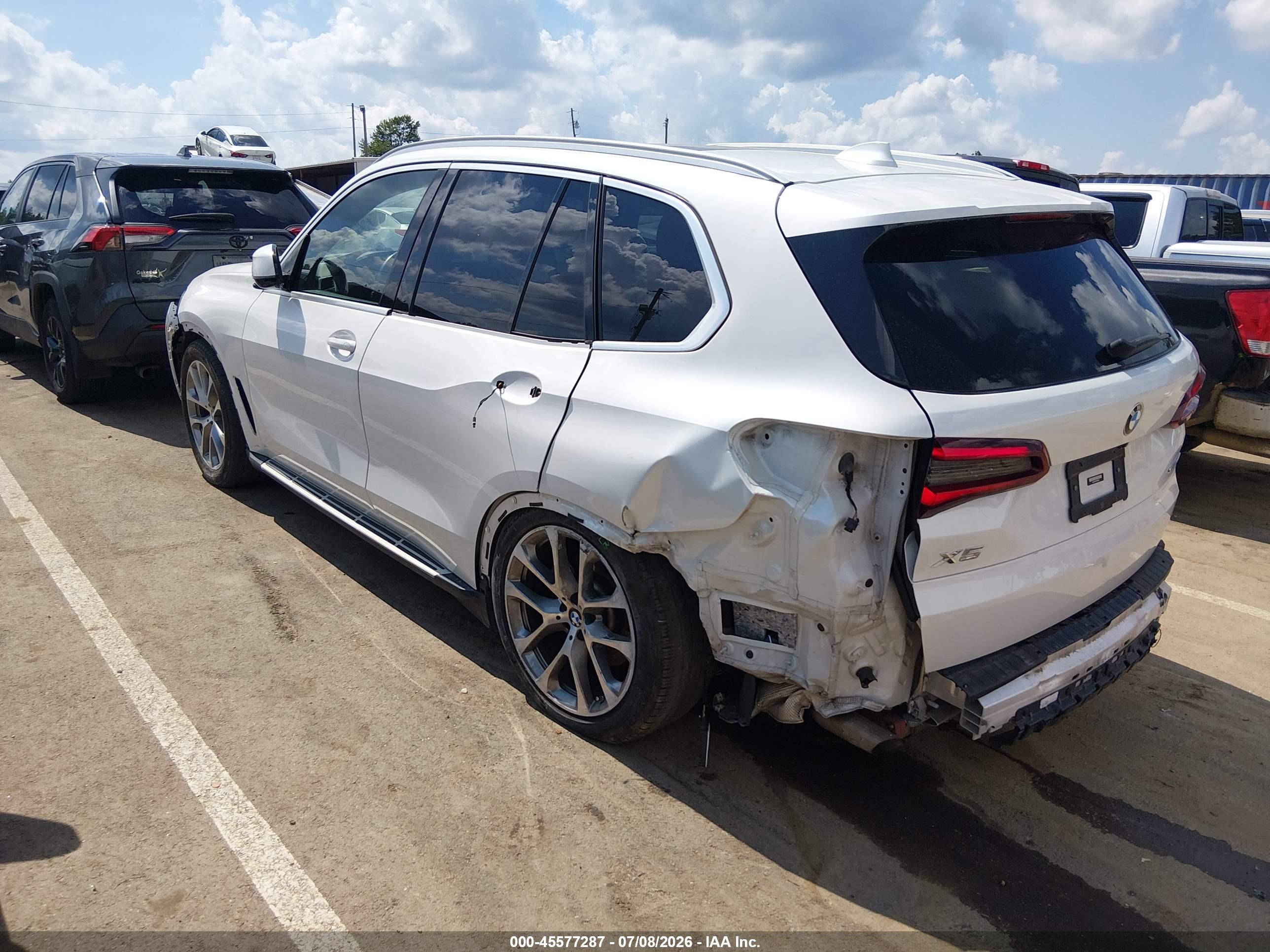2023 BMW X5 SDRIVE40I