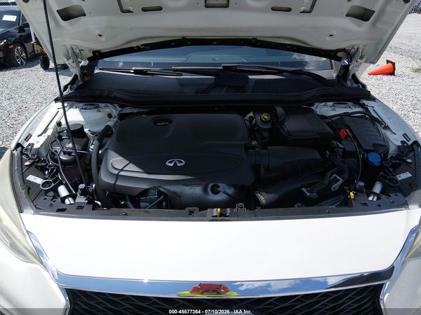 2018 INFINITI QX30 PREMIUM