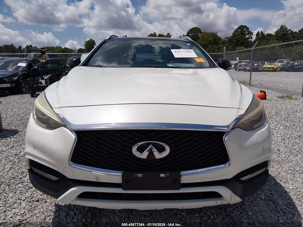 2018 INFINITI QX30 PREMIUM