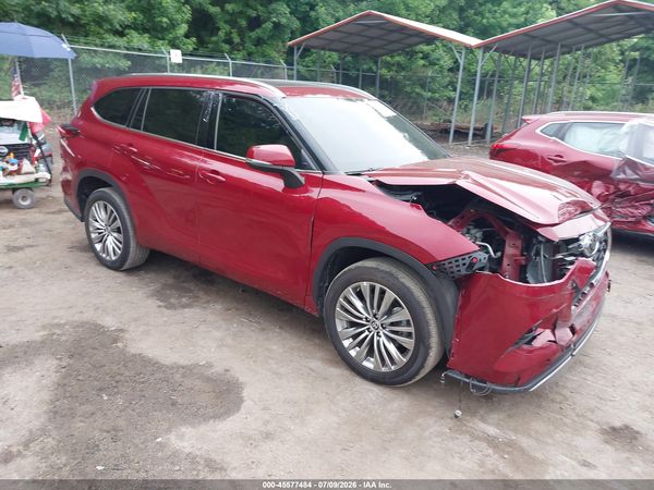 2023 TOYOTA HIGHLANDER PLATINUM