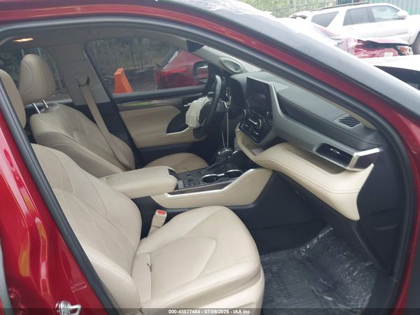 2023 TOYOTA HIGHLANDER PLATINUM
