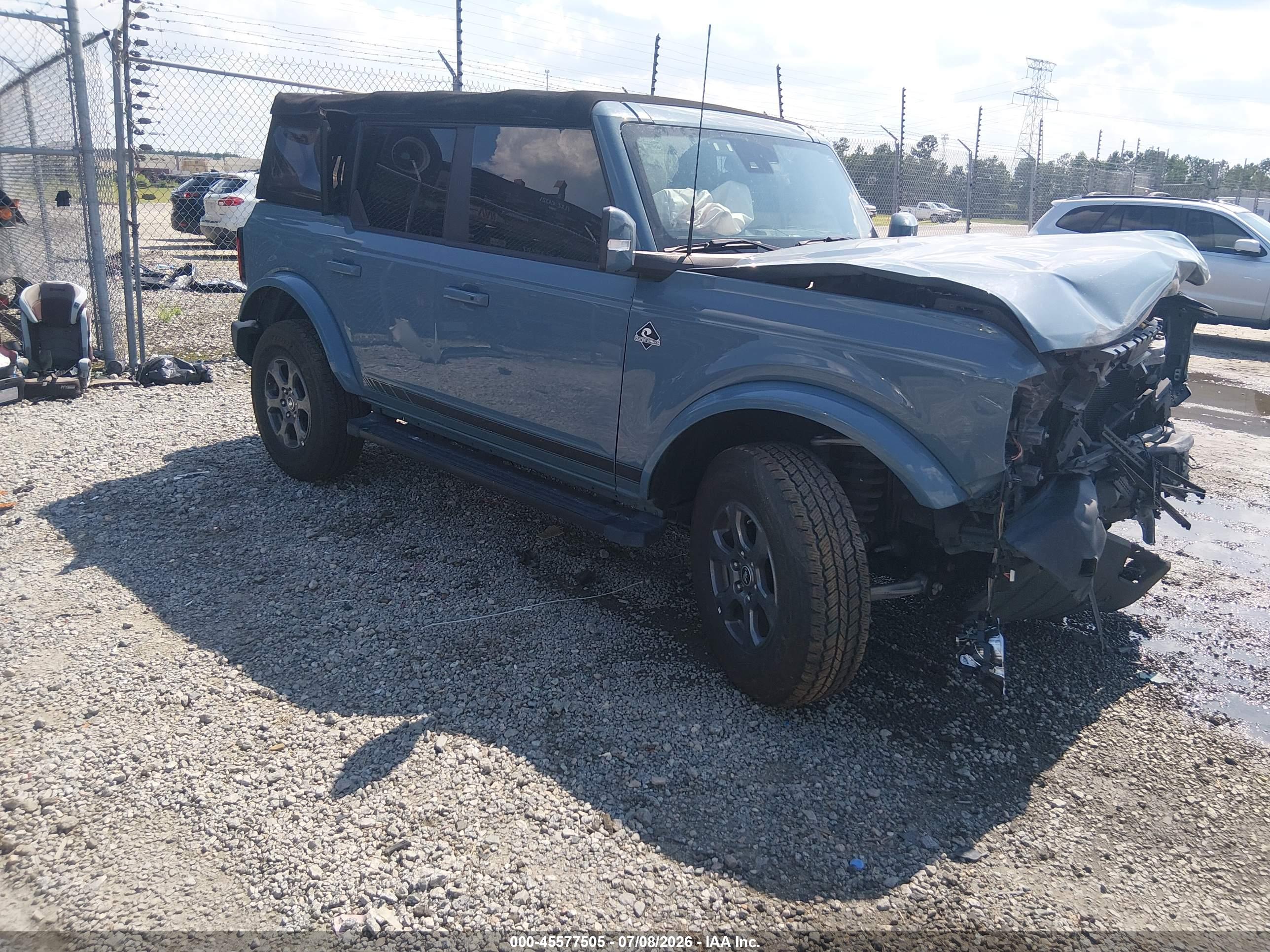 2022 FORD BRONCO OUTER BANKS