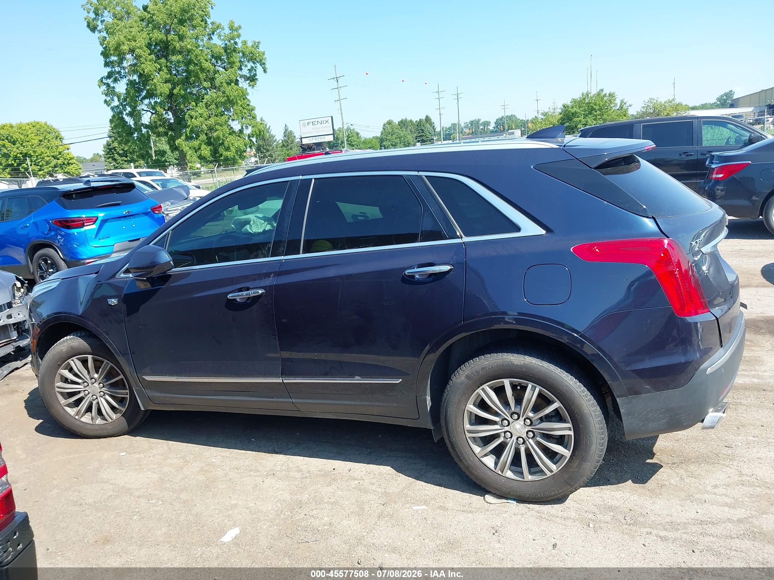 2017 CADILLAC XT5 LUXURY