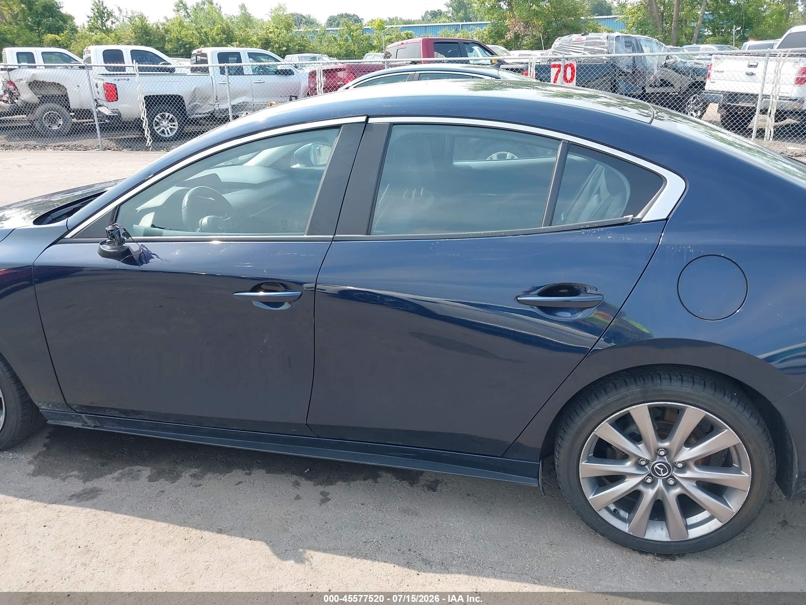 2021 MAZDA MAZDA3 SELECT