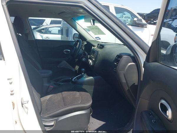 2017 KIA SOUL Base
