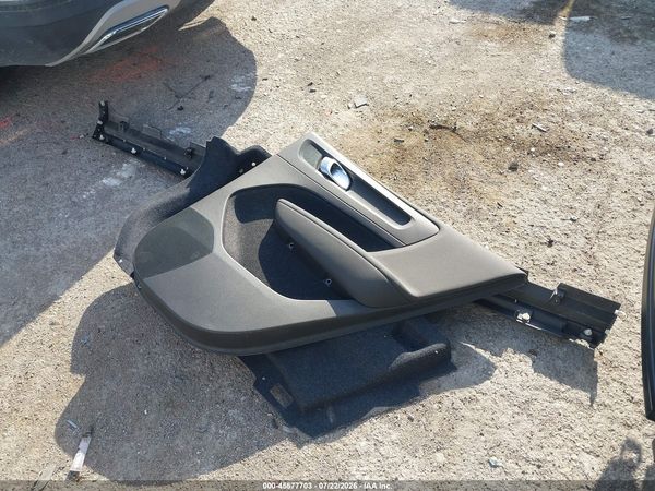 2024 VOLVO XC40 B5 CORE BRIGHT THEME