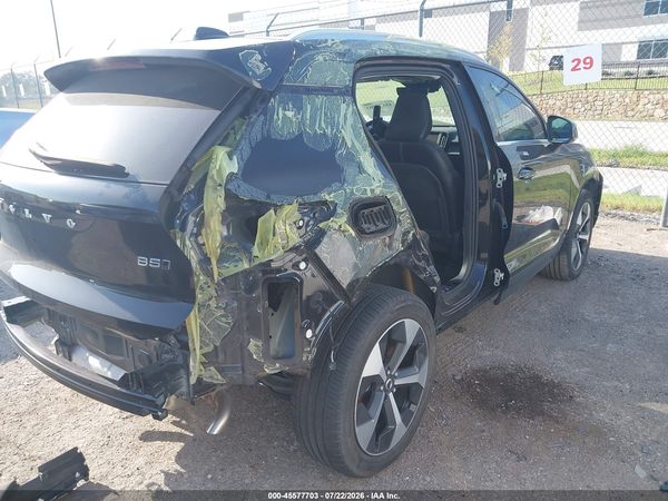 2024 VOLVO XC40 B5 CORE BRIGHT THEME