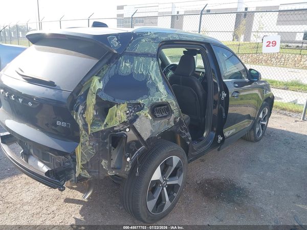 2024 VOLVO XC40 B5 CORE BRIGHT THEME
