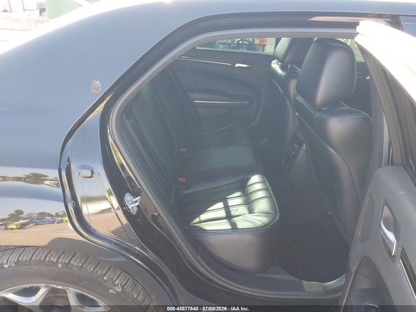 2018 CHRYSLER 300 300S AWD — I8