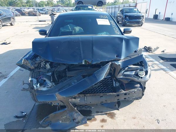 2018 CHRYSLER 300 300S AWD — I115