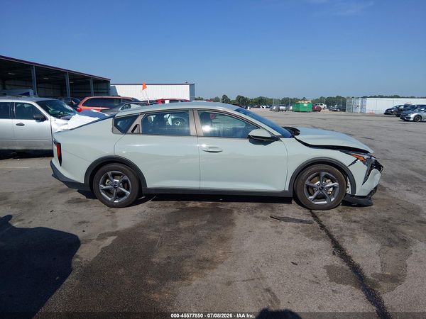 2025 KIA K4 LXS