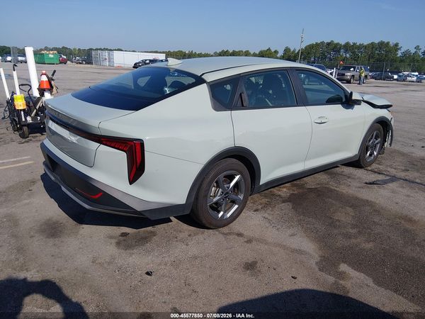 2025 KIA K4 LXS