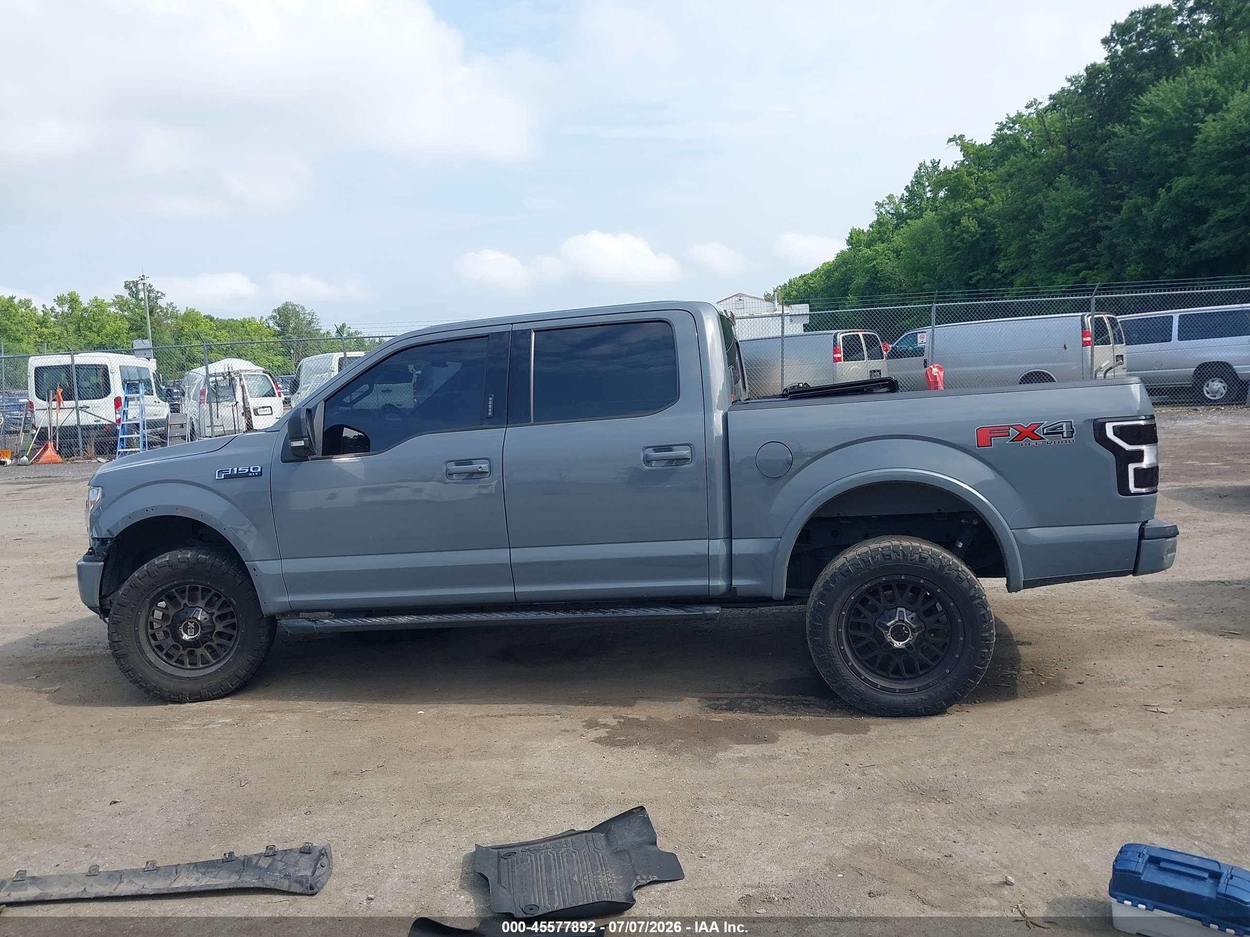 2020 FORD F-150 XLT