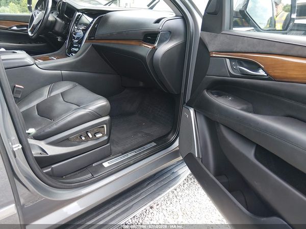 2020 CADILLAC ESCALADE 4WD LUXURY