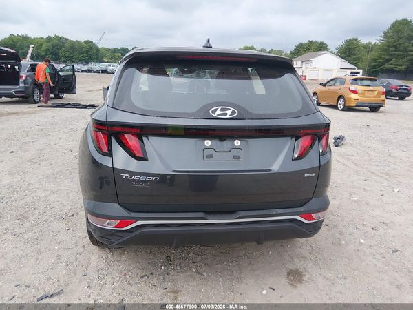2022 HYUNDAI TUCSON SE